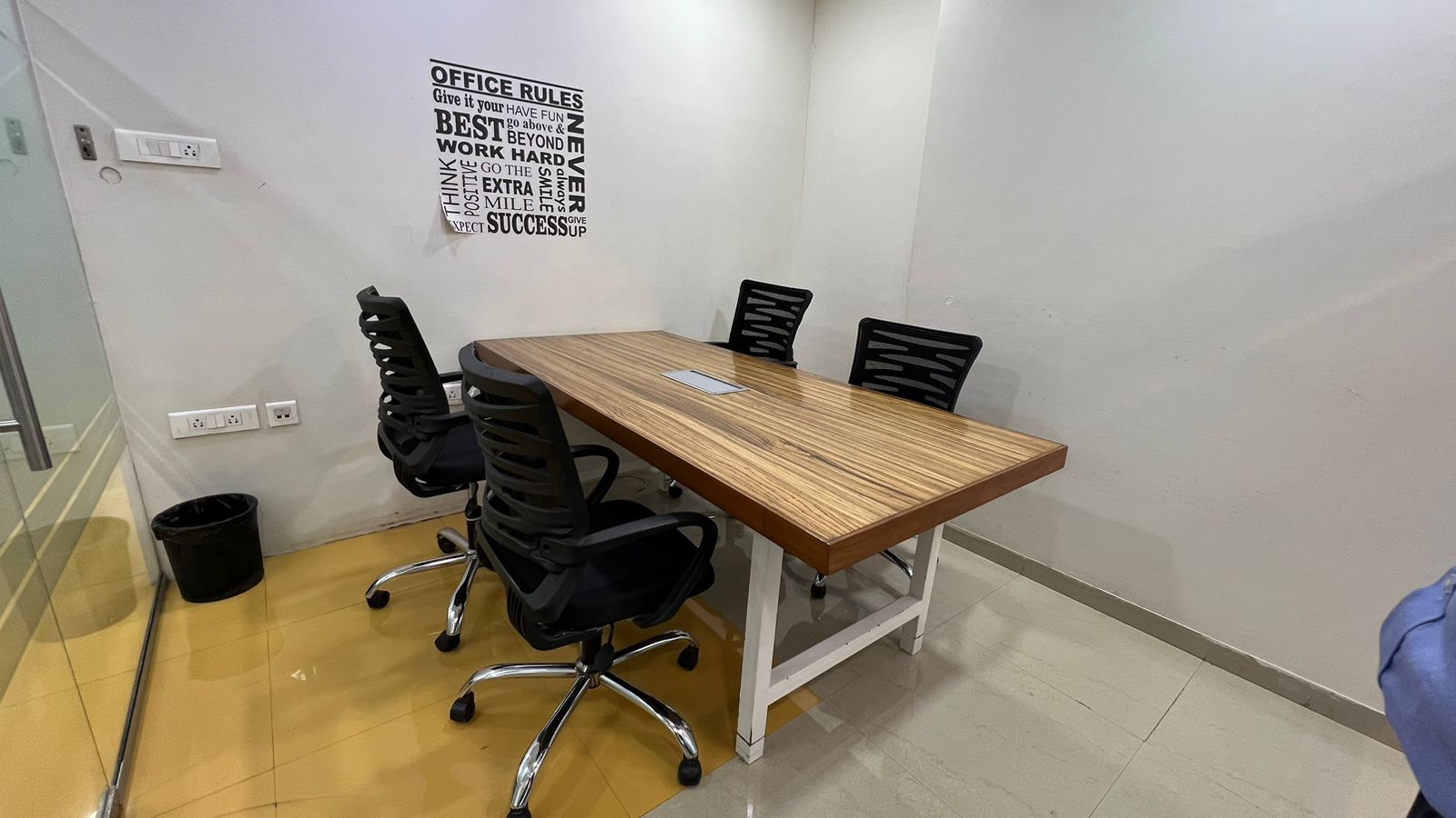 Meeting Rooms in Hinjewadi BI470